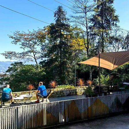 Helen'S Cozy Inn 룽성 외부 사진